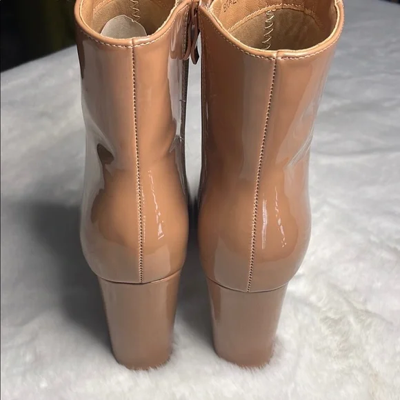 New- Top Moda-shiny patent tan ankle booties- 10 - Picture 3 of 8